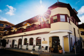 Гостиница Appartements Holiday, Эльмау